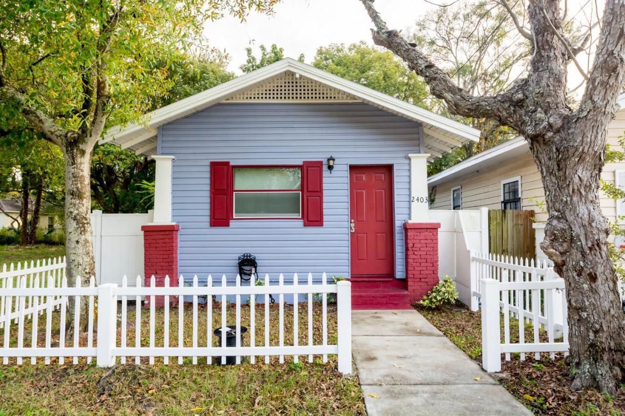 Holiday home Cute Bungalow In Down Town With Jacuzzi & Grill