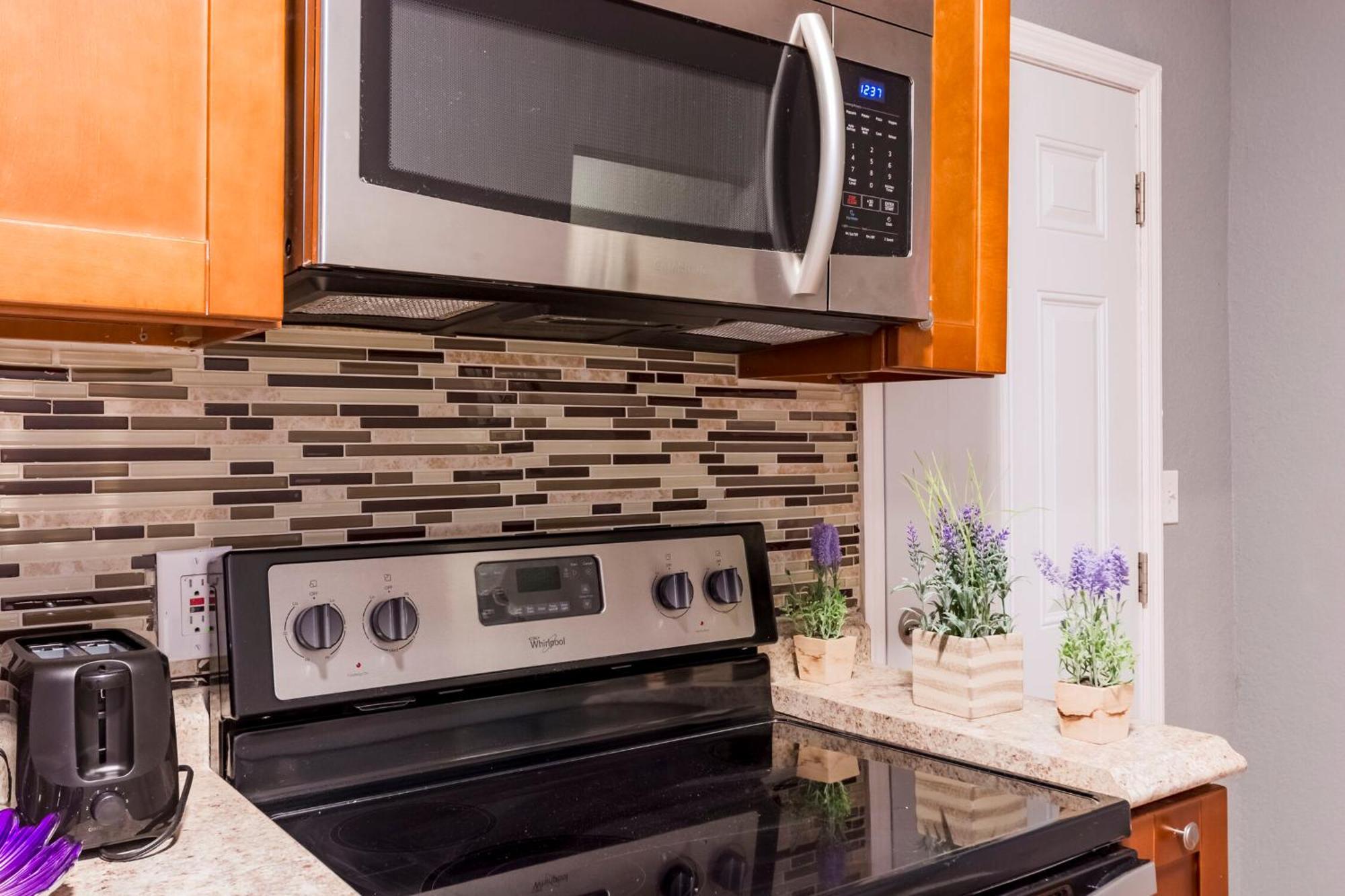 Cute Bungalow In Down Town With Jacuzzi & Grill Tampa