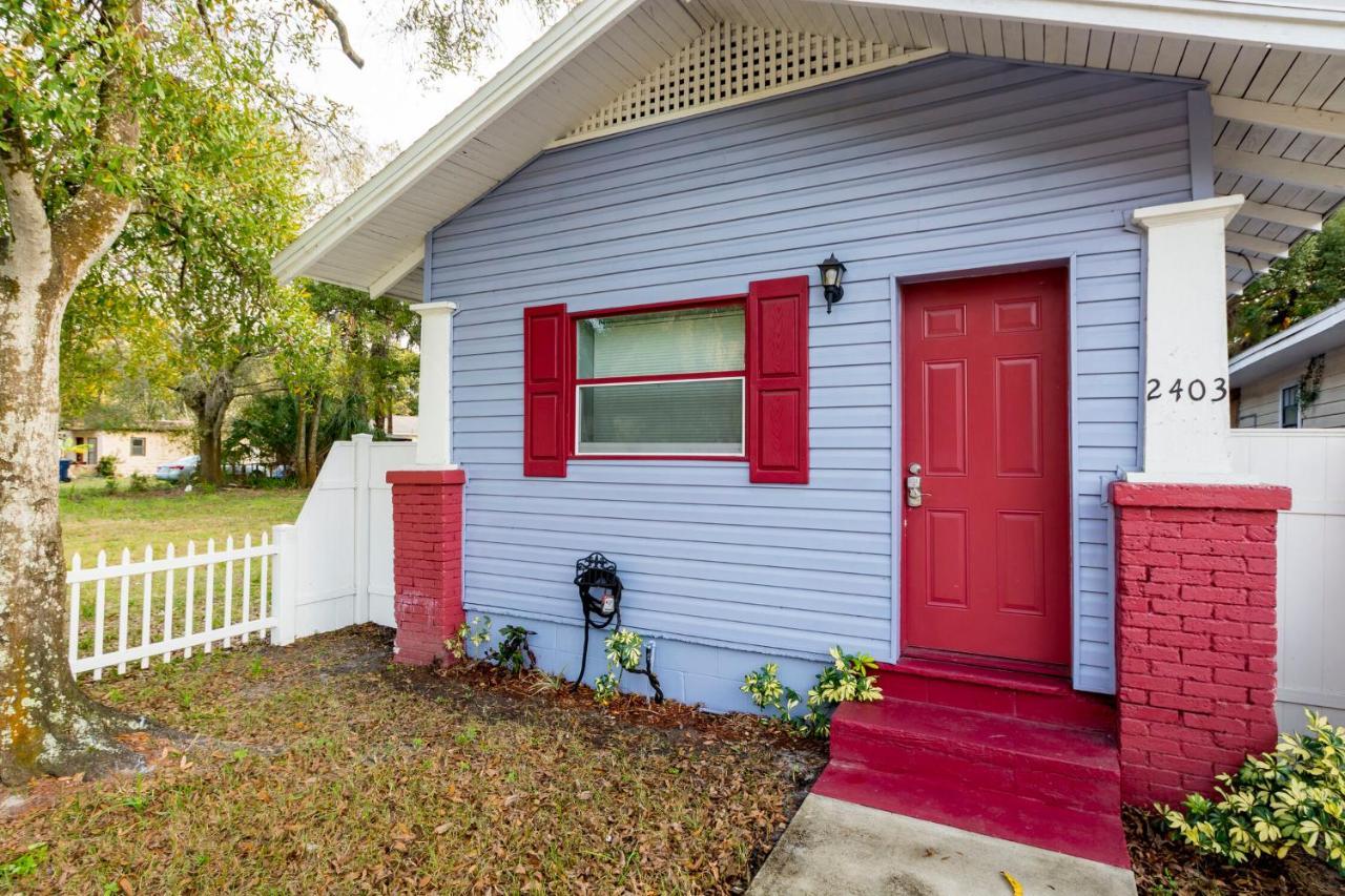 Cute Bungalow In Down Town With Jacuzzi & Grill * Tampa