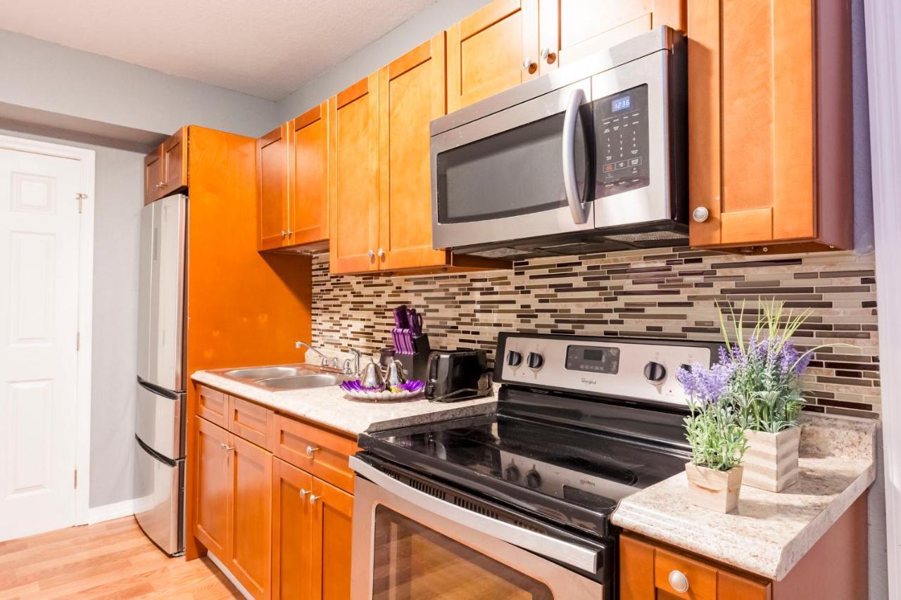 Cute Bungalow In Down Town With Jacuzzi & Grill Tampa